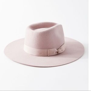 Urban outfitters brim felt fedora NWT